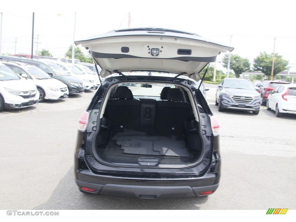 2015 Rogue SV AWD - Super Black / Charcoal photo #13