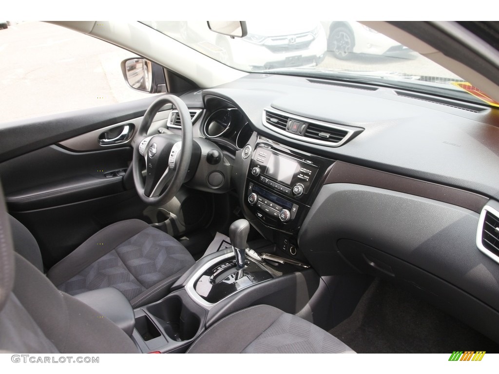 2015 Rogue SV AWD - Super Black / Charcoal photo #15