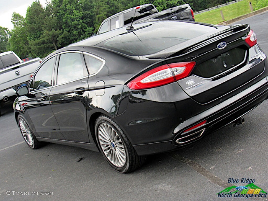 2014 Fusion Titanium - Tuxedo Black / Charcoal Black photo #30