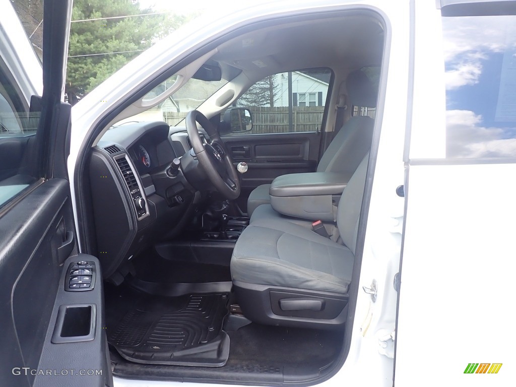 2013 3500 Tradesman Crew Cab 4x4 - Bright White / Black/Diesel Gray photo #19