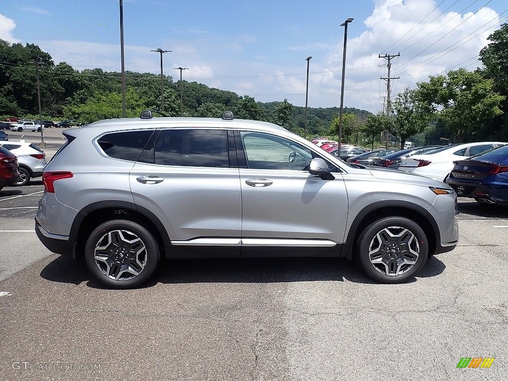 Shimmering Silver Pearl Hyundai Santa Fe