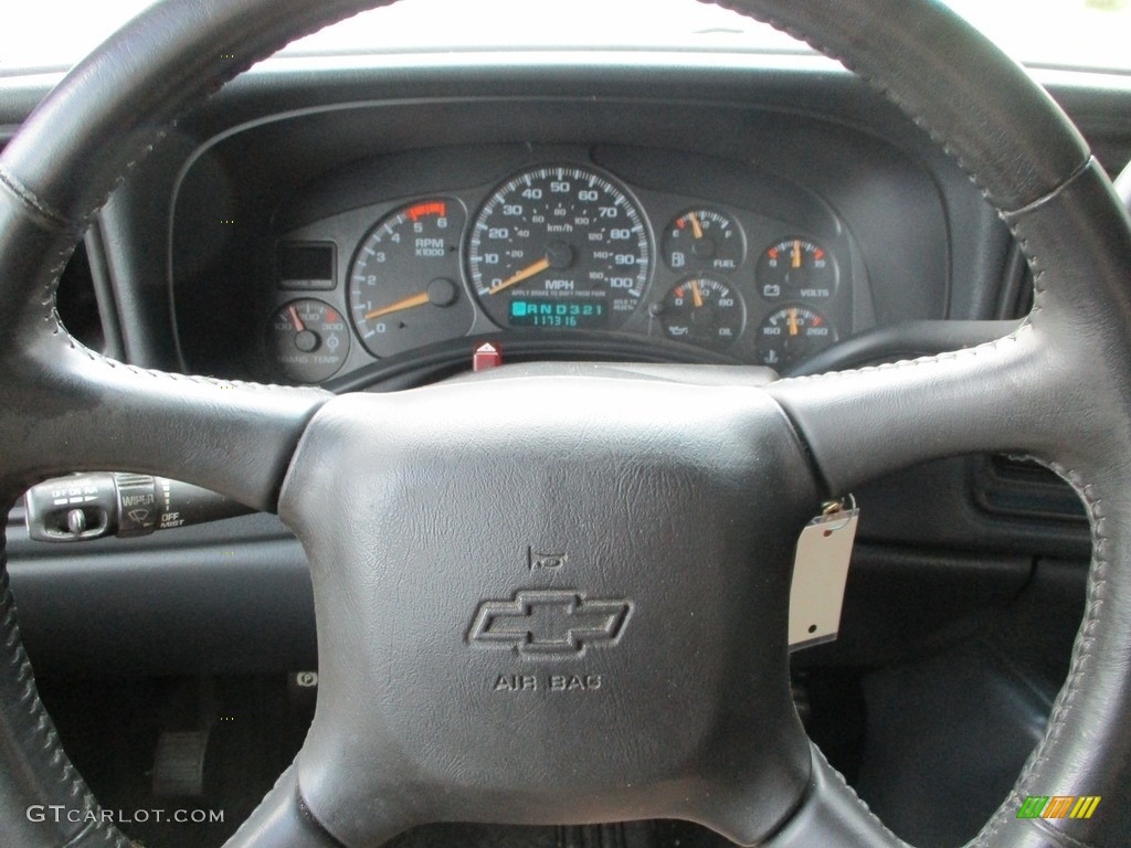 2002 Chevrolet Silverado 2500 LS Crew Cab Graphite Steering Wheel Photo #142443700