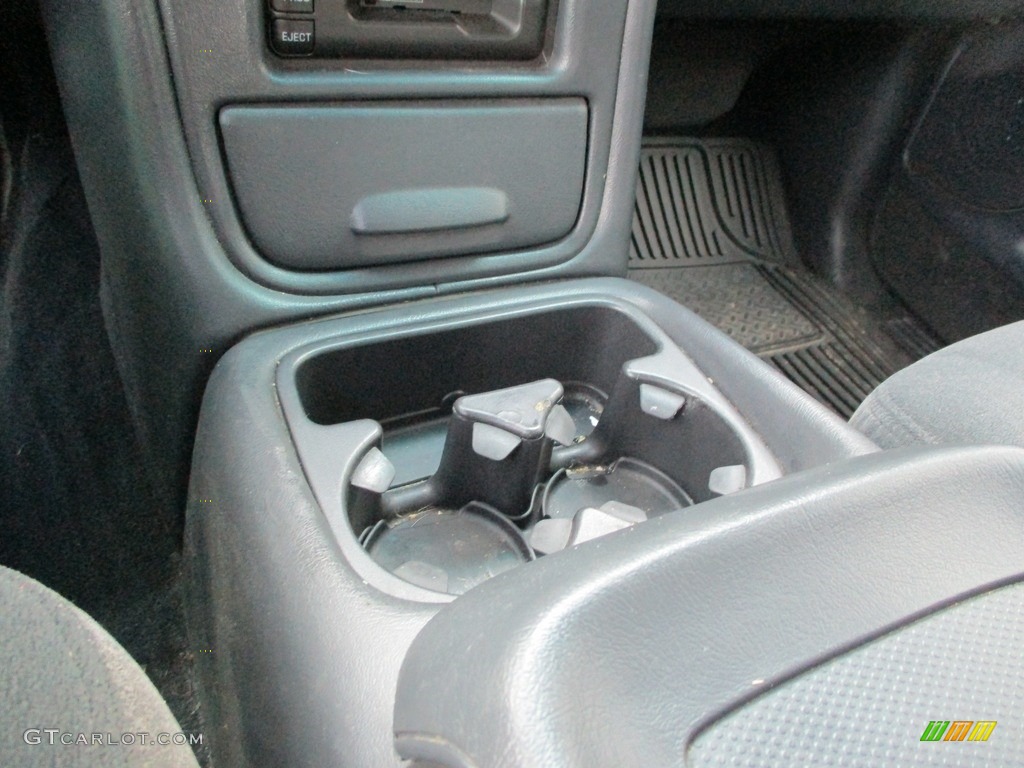2002 Silverado 2500 LS Crew Cab - Summit White / Graphite photo #21
