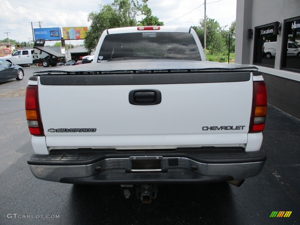 2002 Silverado 2500 LS Crew Cab - Summit White / Graphite photo #29