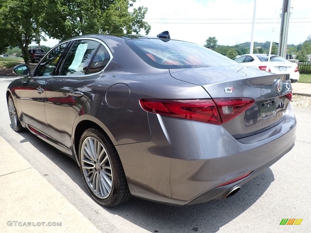 2018 Giulia Ti AWD - Stromboli Gray Metallic / Black/Red photo #5