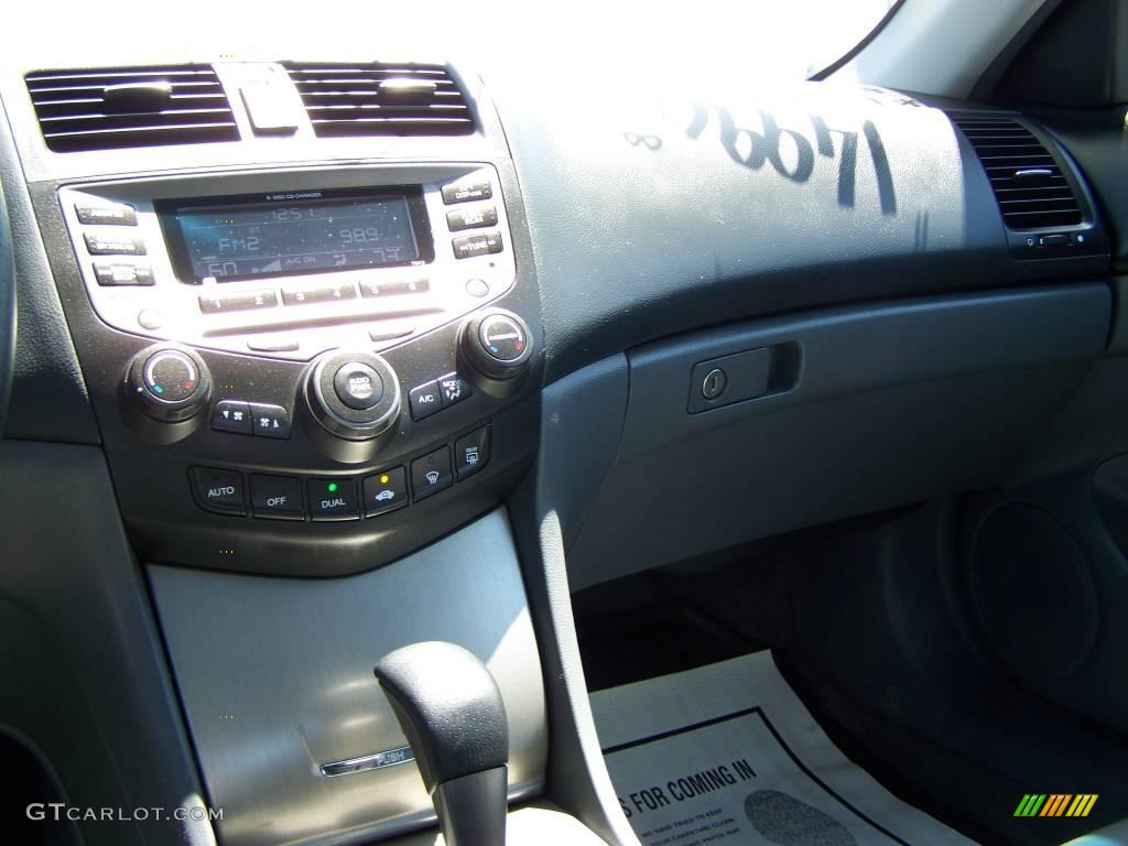 2006 Accord EX-L Sedan - Royal Blue Pearl / Gray photo #18