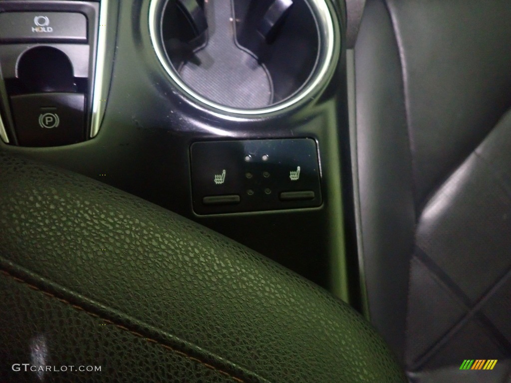2018 Camry XLE - Brownstone / Black photo #3