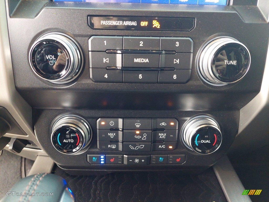2020 F150 Platinum SuperCrew 4x4 - Star White / Black photo #23