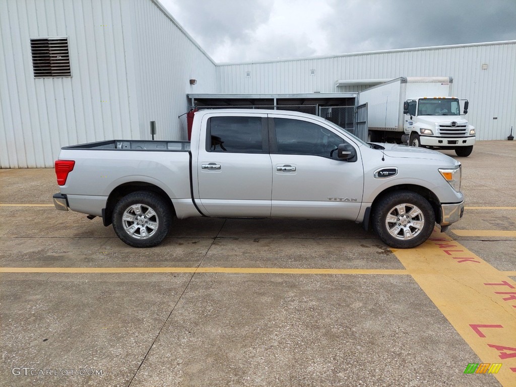 Brilliant Silver 2017 Nissan Titan SV Crew Cab Exterior Photo #142450218