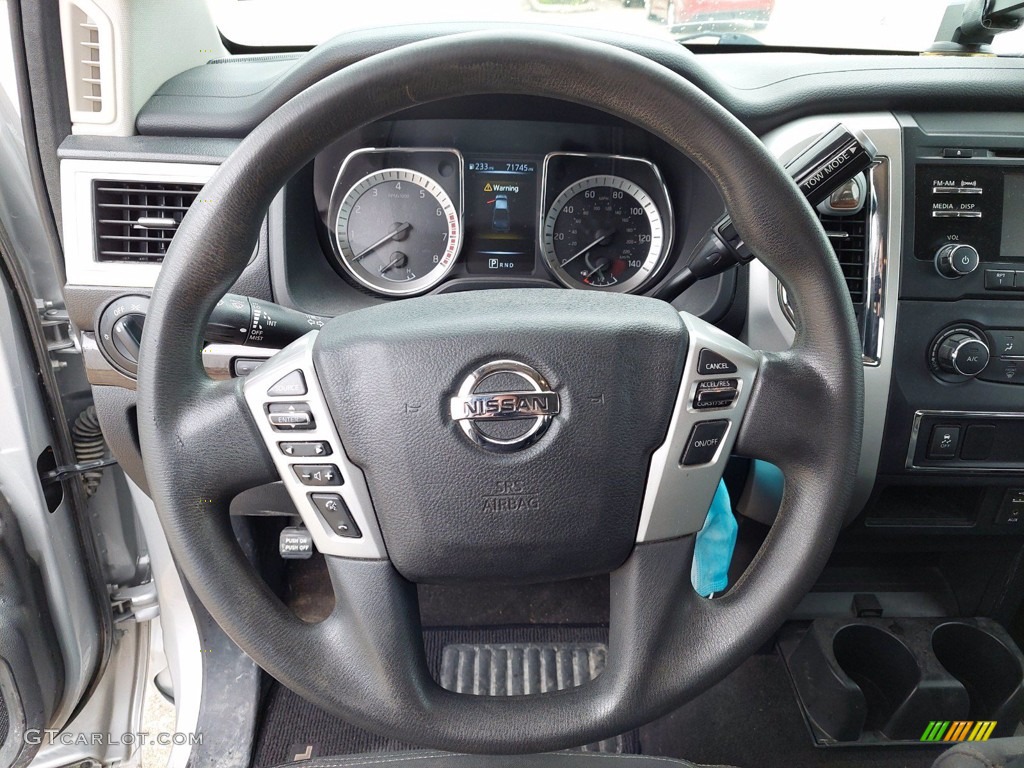 2017 Nissan Titan SV Crew Cab Steering Wheel Photos