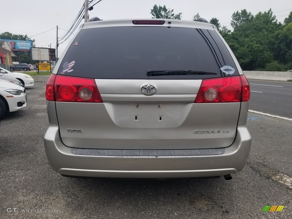 2006 Sienna LE - Silver Shadow Pearl / Stone Gray photo #5