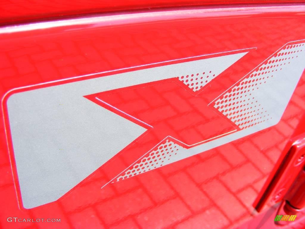 2006 Wrangler X 4x4 - Flame Red / Dark Slate Gray photo #11