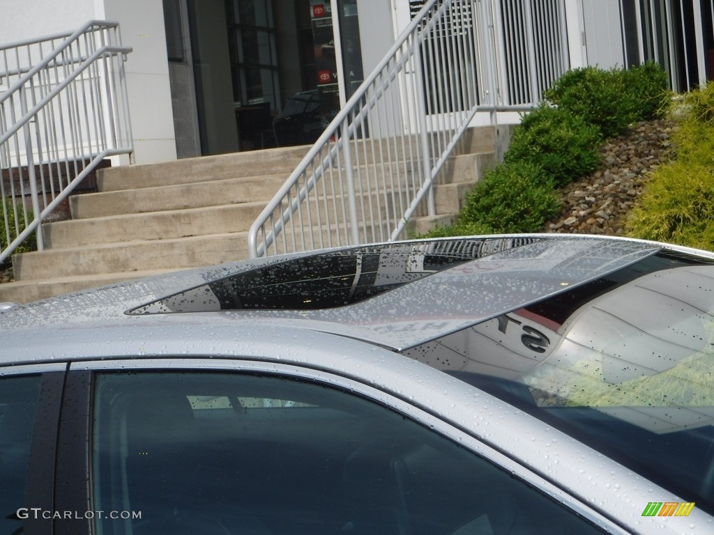 2014 Camry SE V6 - Classic Silver Metallic / Black/Ash photo #3