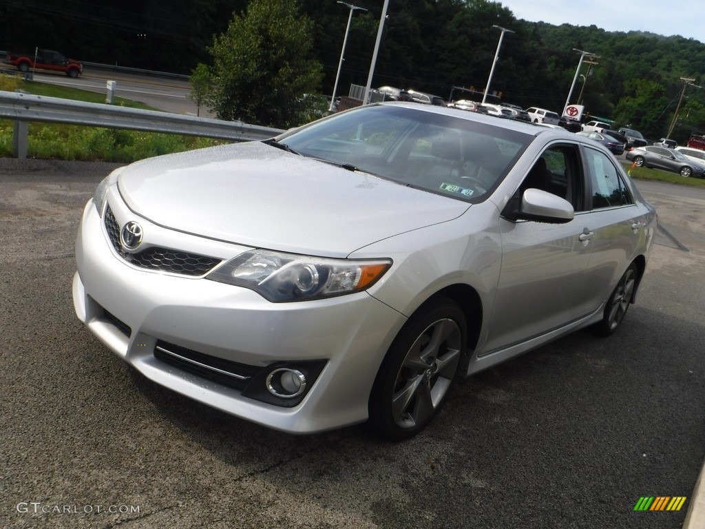 2014 Camry SE V6 - Classic Silver Metallic / Black/Ash photo #11