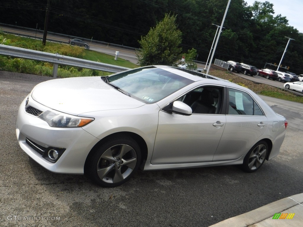2014 Camry SE V6 - Classic Silver Metallic / Black/Ash photo #12