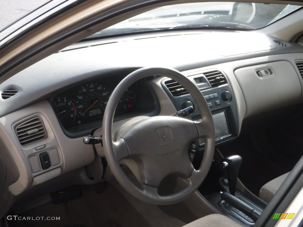 2002 Accord LX Sedan - Naples Gold Metallic / Ivory photo #13