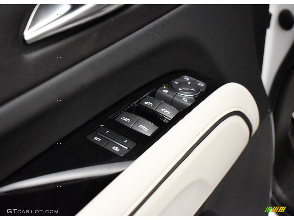 2021 Cadillac Escalade Sport 4WD Controls Photos