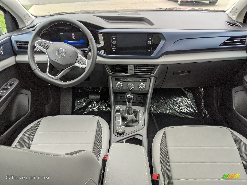Gray Interior 2022 Volkswagen Taos SE 4Motion Photo #142457366