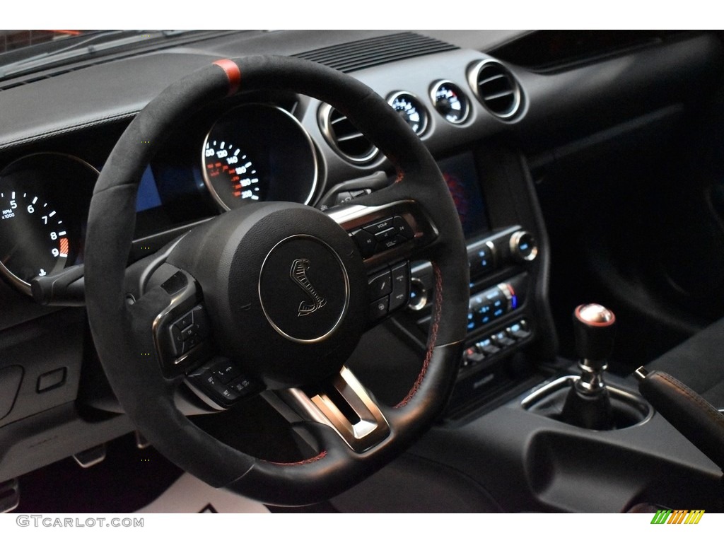 2017 Ford Mustang Shelby GT350R Steering Wheel Photos