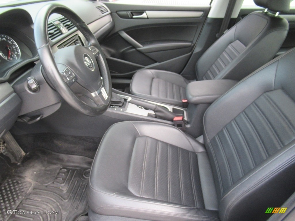 2015 Volkswagen Passat SE Sedan Front Seat Photo #142458908