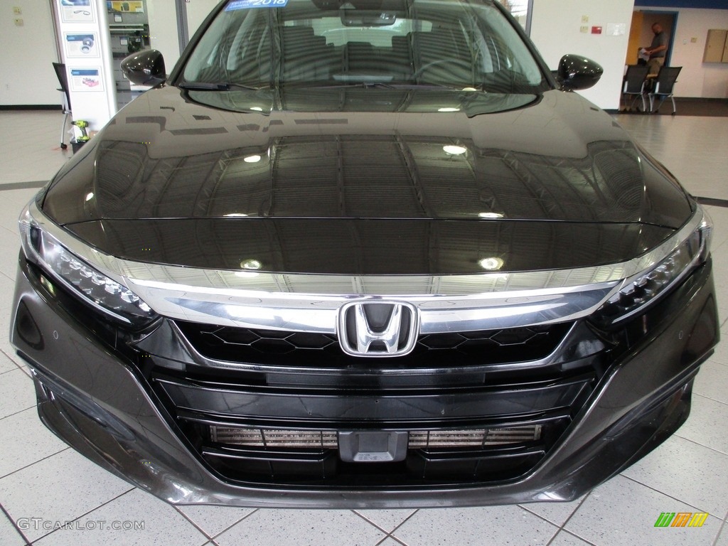 2018 Accord Touring Sedan - Kona Coffee Metallic / Black photo #2
