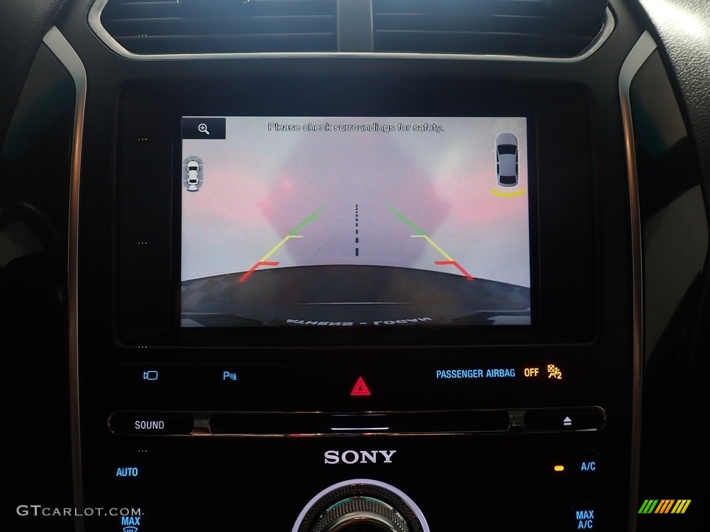 2016 Explorer Limited 4WD - Shadow Black / Ebony Black photo #3
