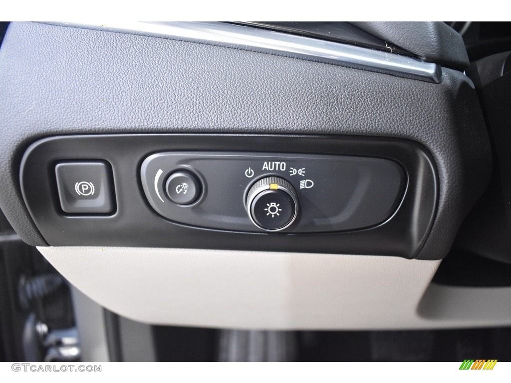 2018 Buick Enclave Essence Controls Photo #142459838