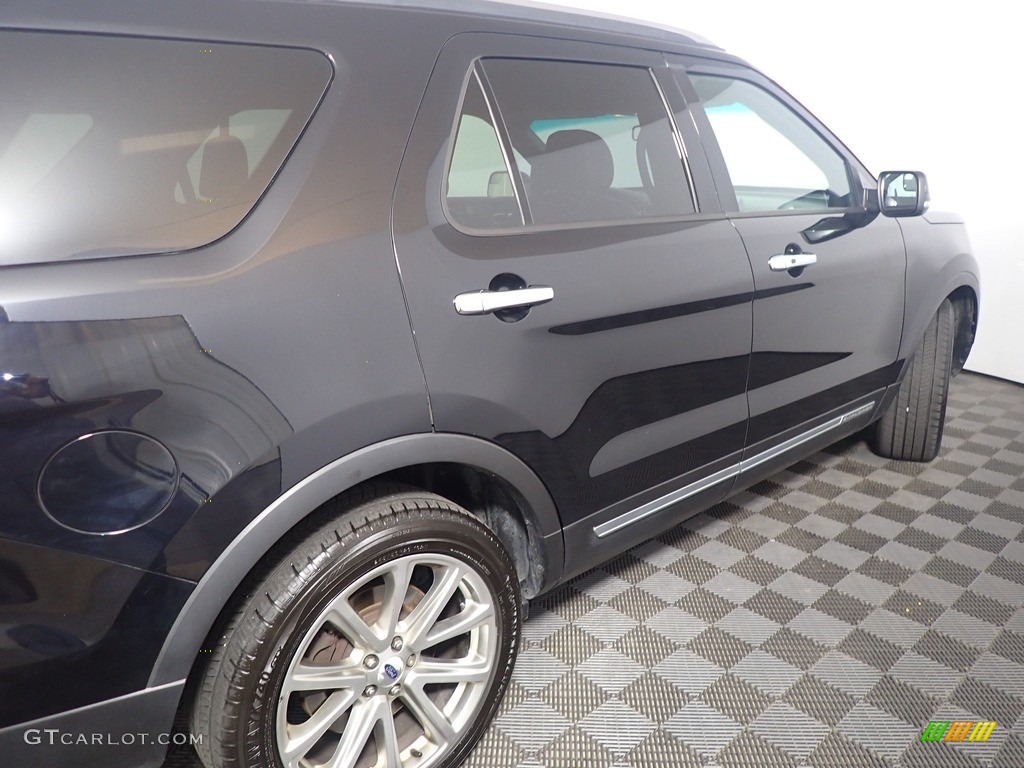 2016 Explorer Limited 4WD - Shadow Black / Ebony Black photo #21