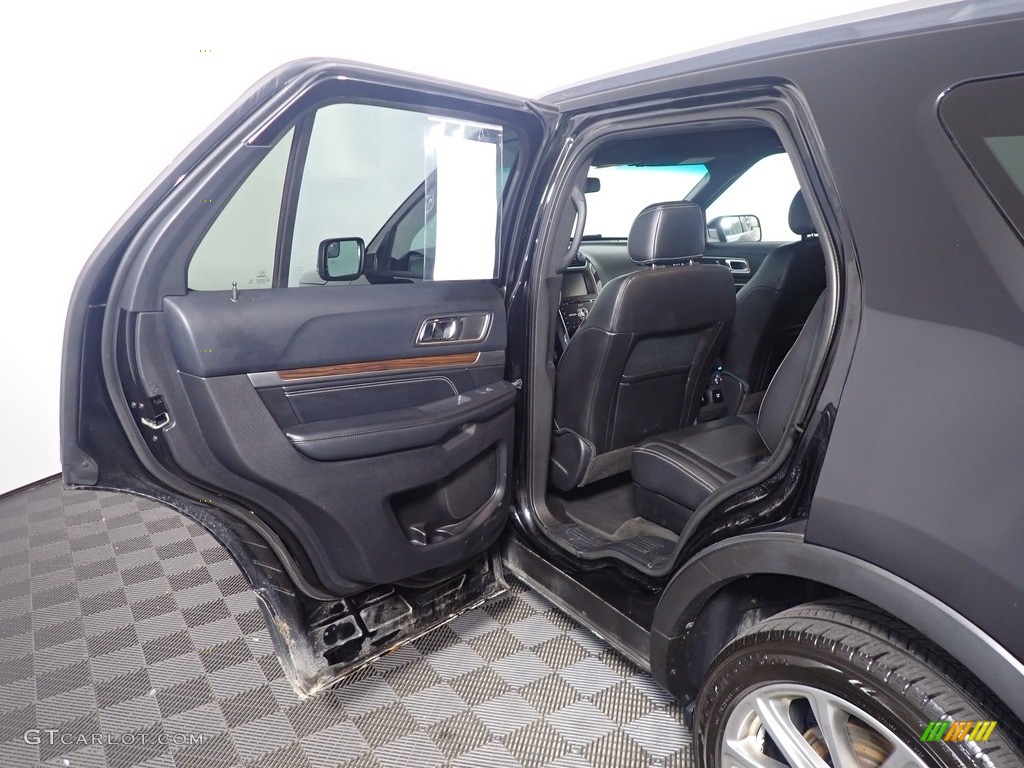 2016 Explorer Limited 4WD - Shadow Black / Ebony Black photo #37