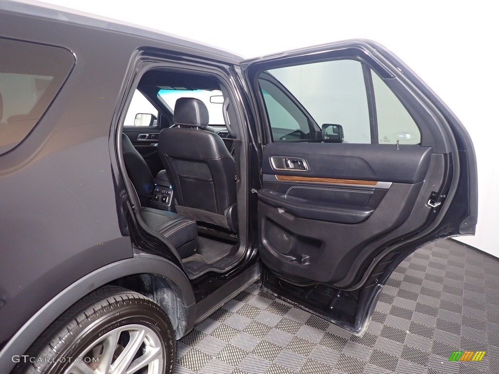 2016 Explorer Limited 4WD - Shadow Black / Ebony Black photo #39