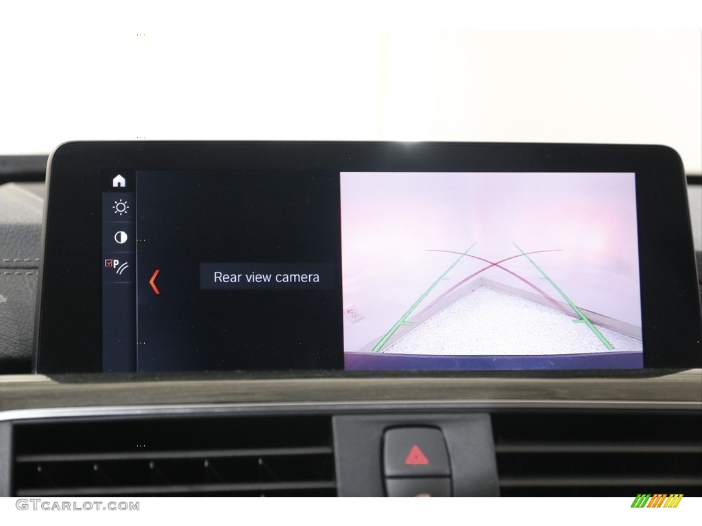 2018 3 Series 330i xDrive Sedan - Black Sapphire Metallic / Black photo #13
