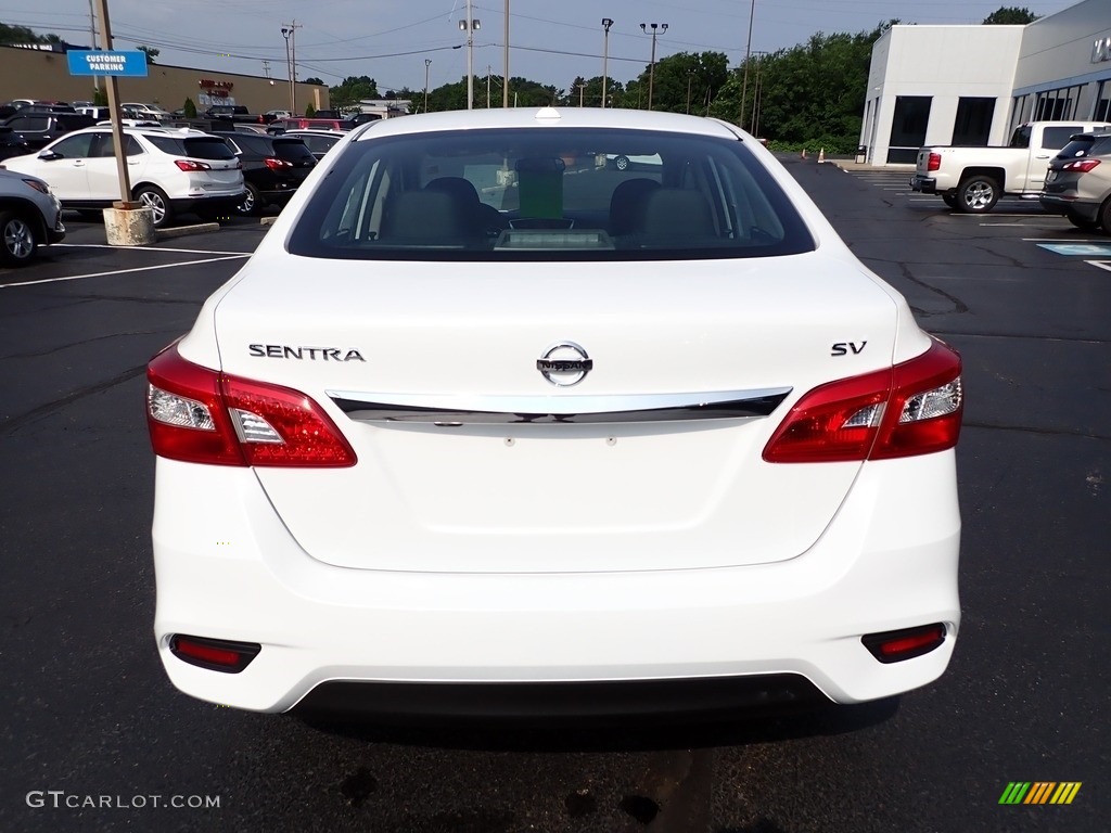 2017 Sentra SV - Aspen White / Charcoal photo #6