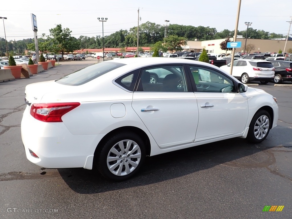 2017 Sentra SV - Aspen White / Charcoal photo #9