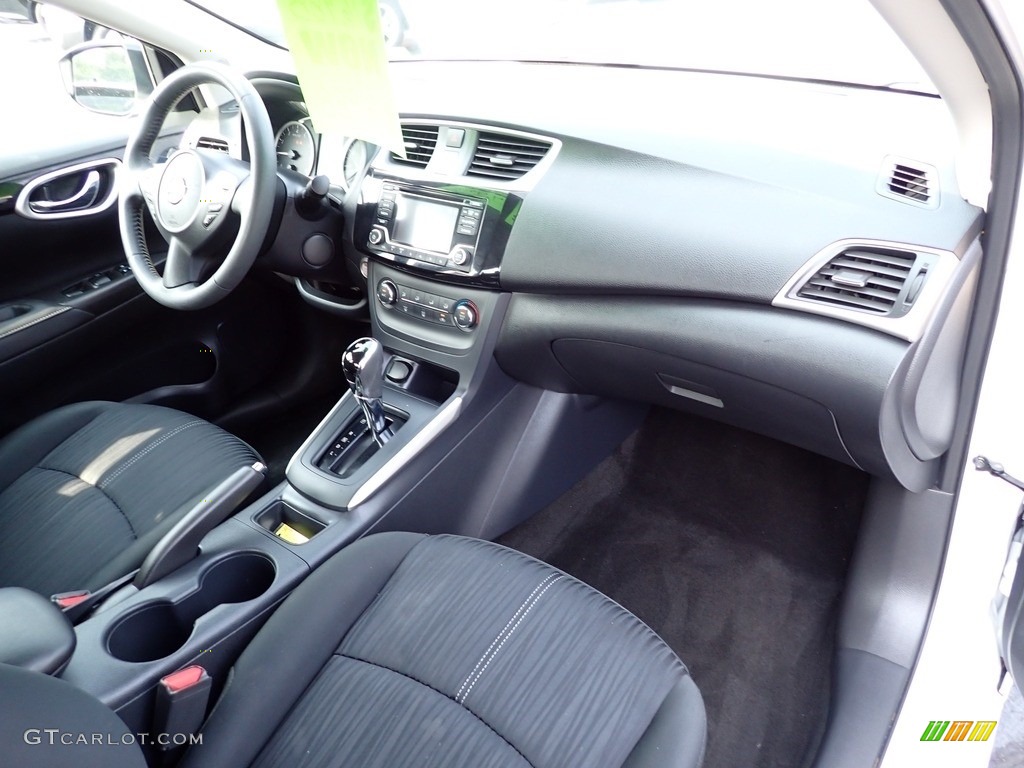 2017 Sentra SV - Aspen White / Charcoal photo #16