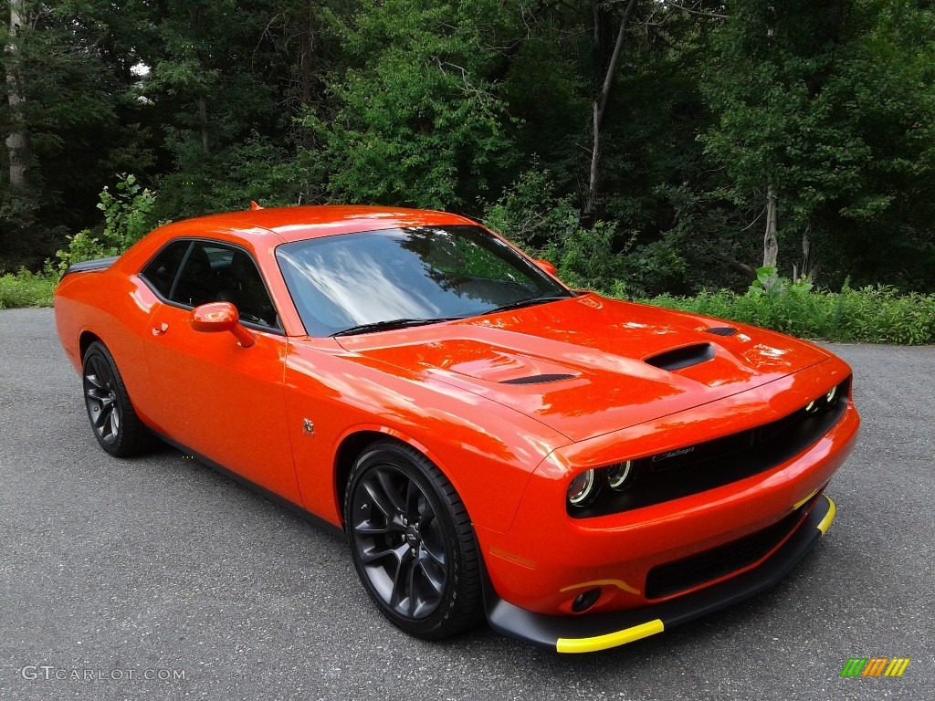 Go Mango 2021 Dodge Challenger R/T Scat Pack Exterior Photo #142465214