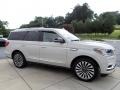 2019 Ceramic Pearl Metallic Tri-Coat Lincoln Navigator Reserve 4x4  photo #7