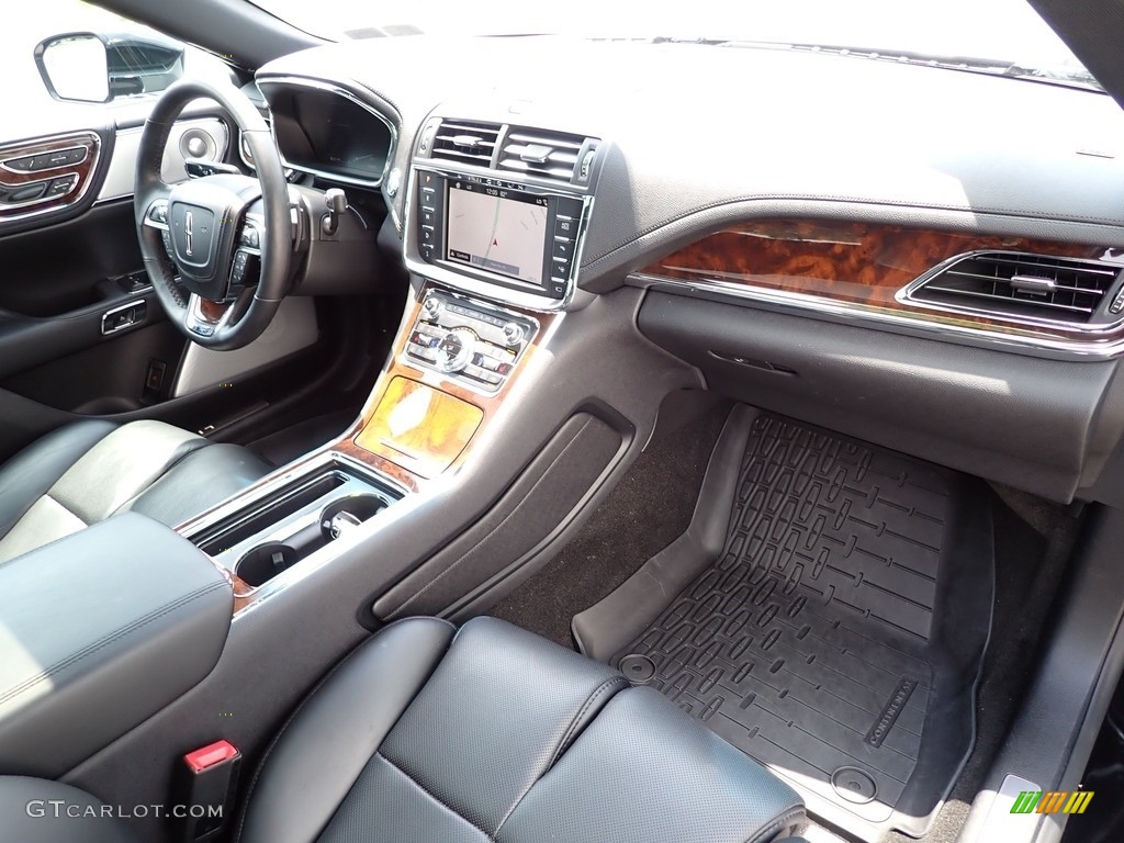 2019 Lincoln Continental Reserve AWD Ebony Dashboard Photo #142470005