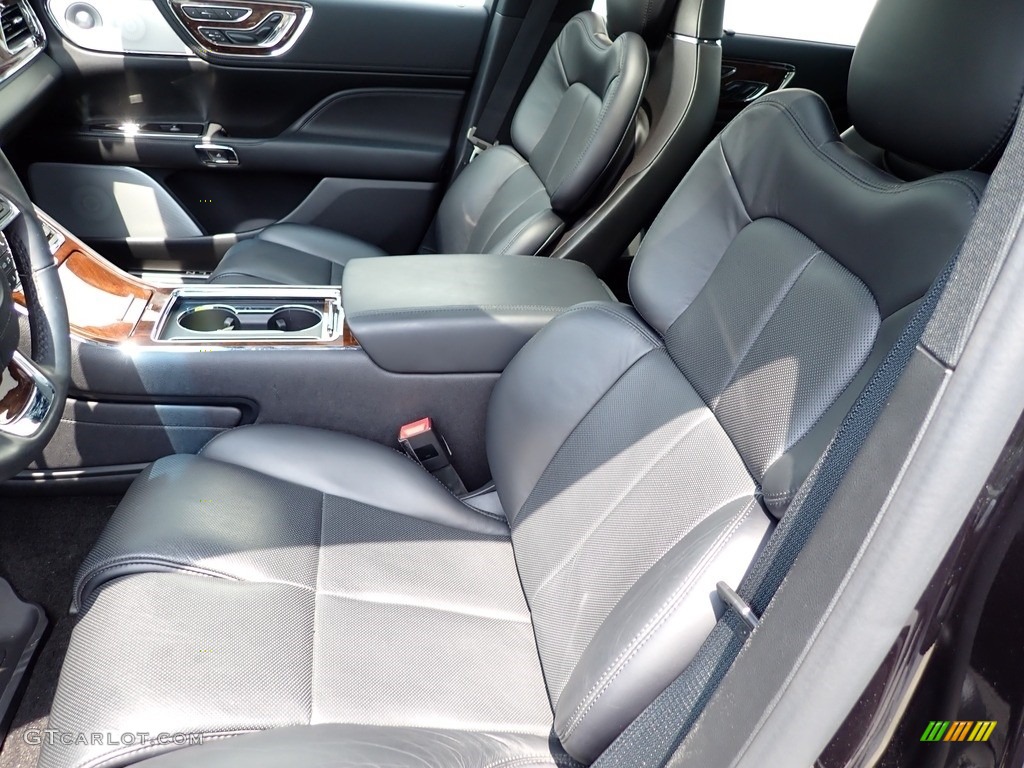 2019 Lincoln Continental Reserve AWD Front Seat Photo #142470059