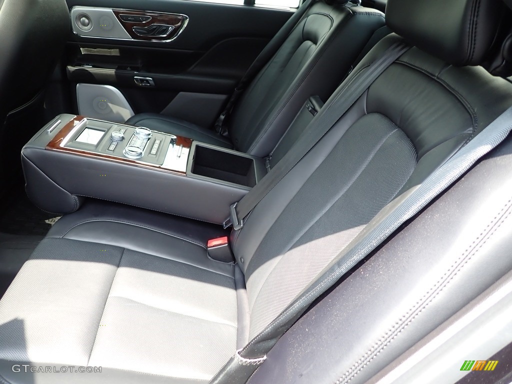 2019 Lincoln Continental Reserve AWD Rear Seat Photo #142470074