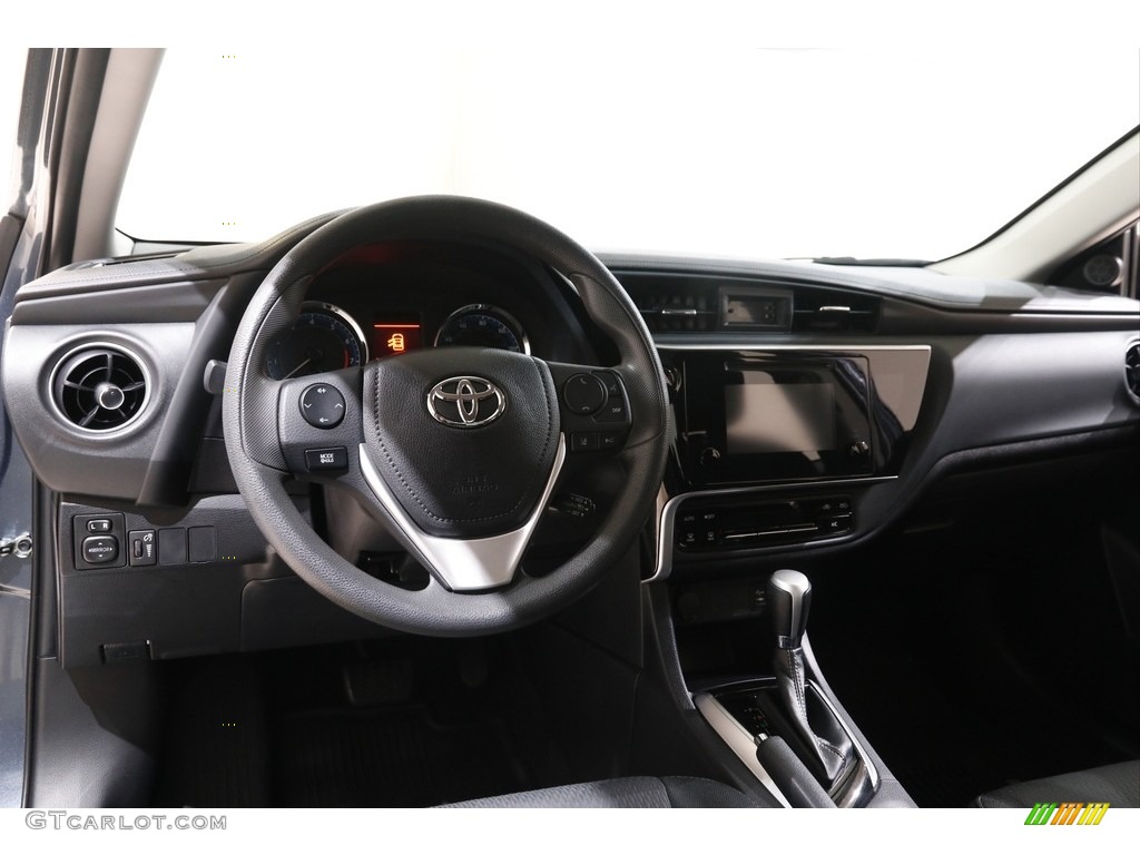 2018 Corolla LE - Slate Metallic / Black photo #6