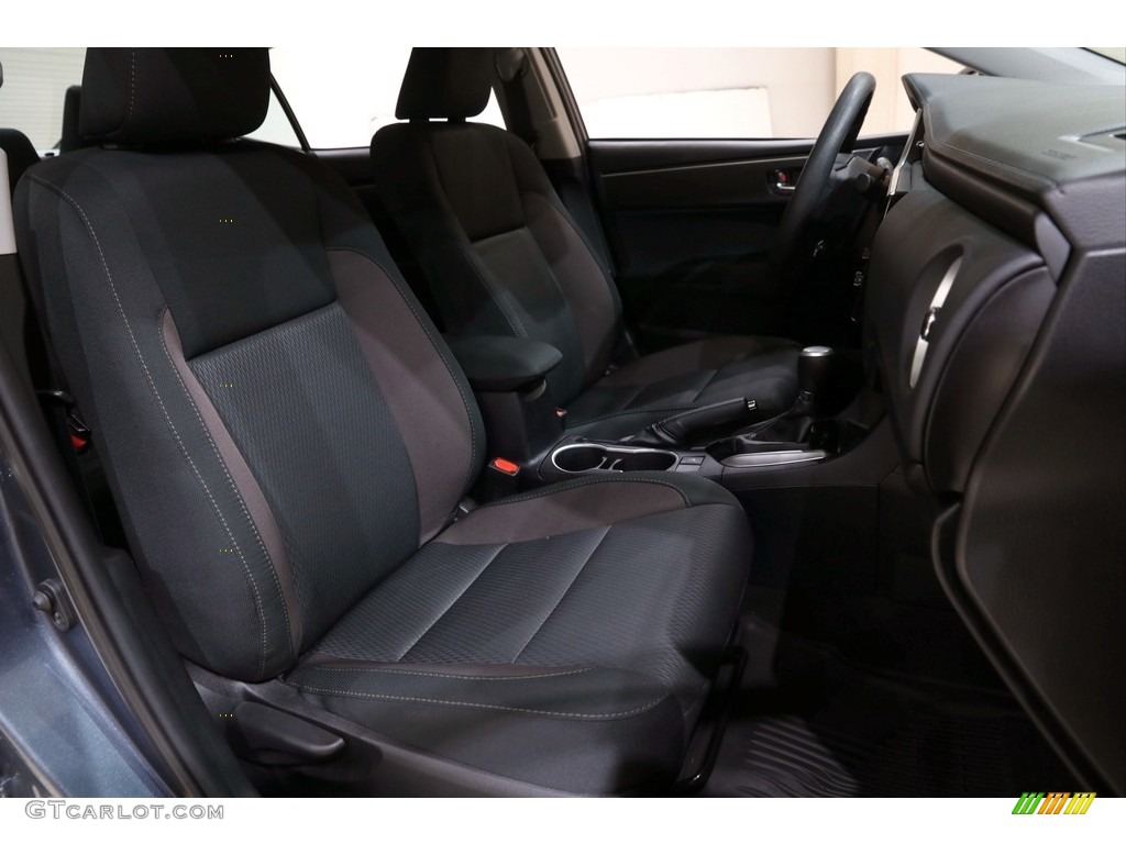 2018 Corolla LE - Slate Metallic / Black photo #13