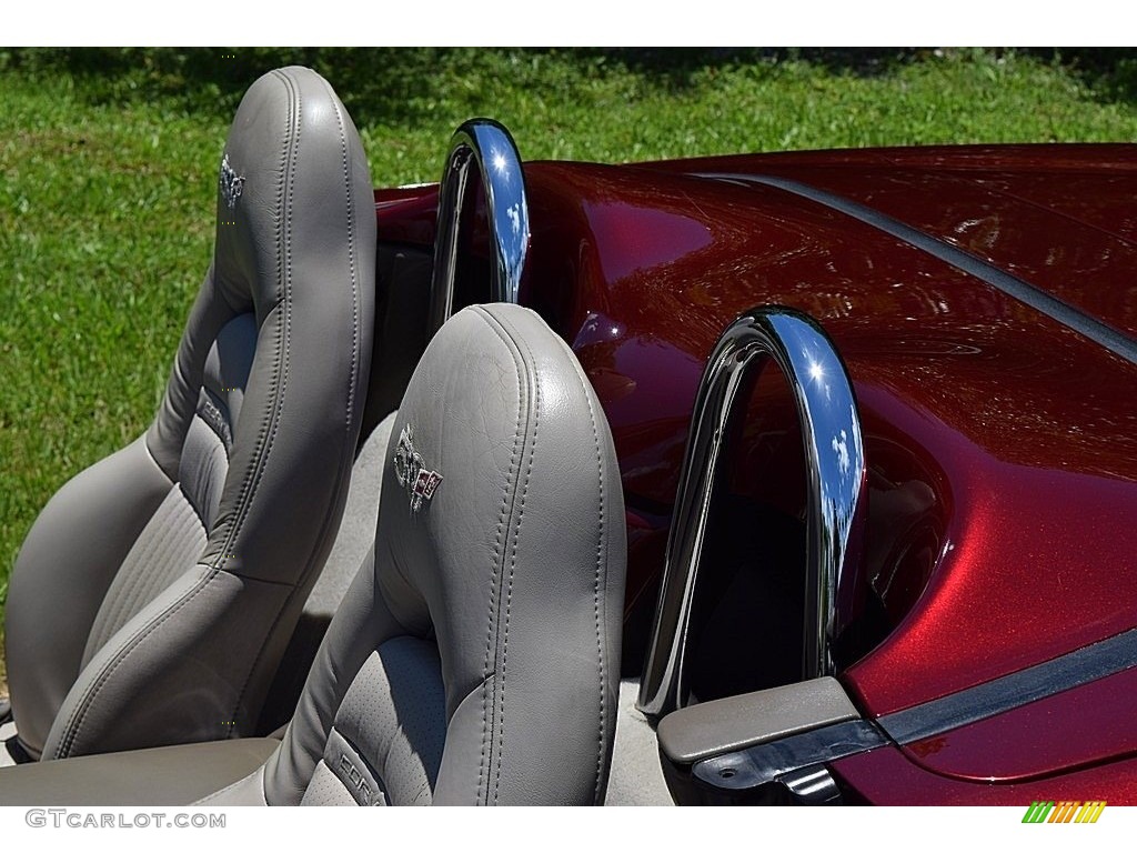 2003 Corvette Convertible - 50th Anniversary Red / Shale photo #40