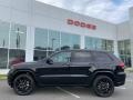 Diamond Black Crystal Pearl 2021 Jeep Grand Cherokee Laredo 4x4 Exterior