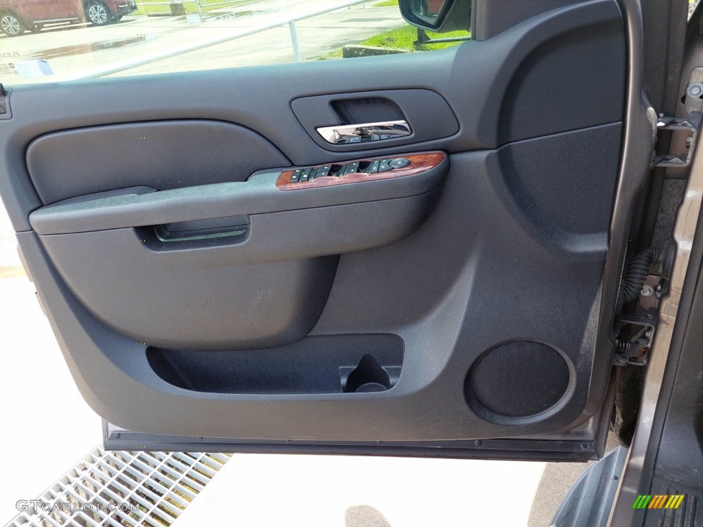 2014 Chevrolet Tahoe LS Ebony Door Panel Photo #142474815