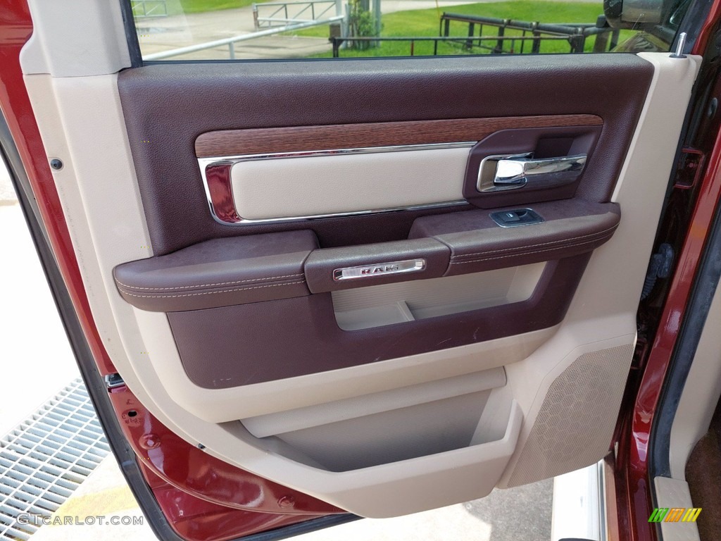 2016 Ram 2500 Laramie Crew Cab 4x4 Canyon Brown/Light Frost Beige Door Panel Photo #142476009
