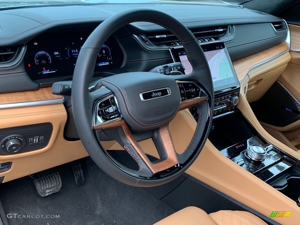 2021 Jeep Grand Cherokee L Summit Reserve 4x4 Dashboard Photos
