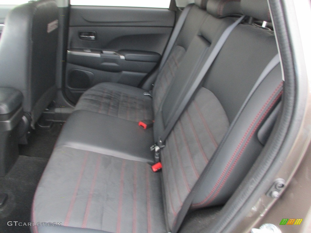 Black Interior 2018 Mitsubishi Outlander Sport SE AWC Photo #142479570