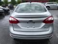 Ingot Silver - Fiesta SE Sedan Photo No. 7