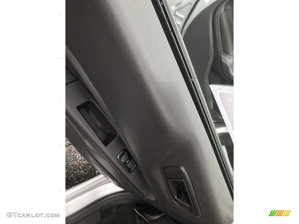 2019 Fiesta SE Sedan - Ingot Silver / Charcoal Black photo #33