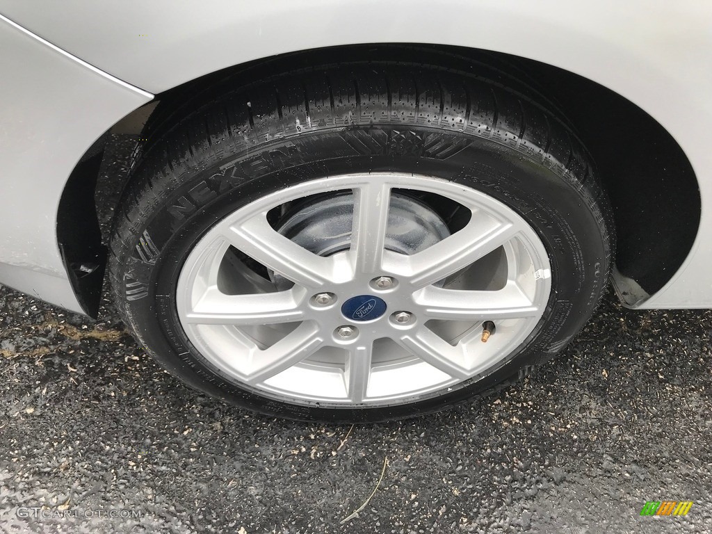 2019 Fiesta SE Sedan - Ingot Silver / Charcoal Black photo #39